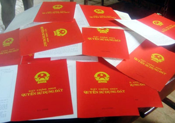 Luật Đất đai (sửa đổi) 2013: Nhiều quy định mới cho việc cấp sổ đỏ 