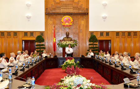 Trưng bày chuyên đề “Hậu cần cho đại thắng mùa Xuân 1975”