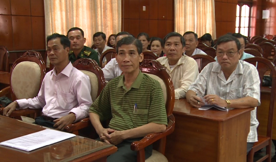Liên đoàn Lao động tỉnh Tiền Giang thăm, tặng quà quân dân quần đảo Trường Sa và nhà giàn DK1